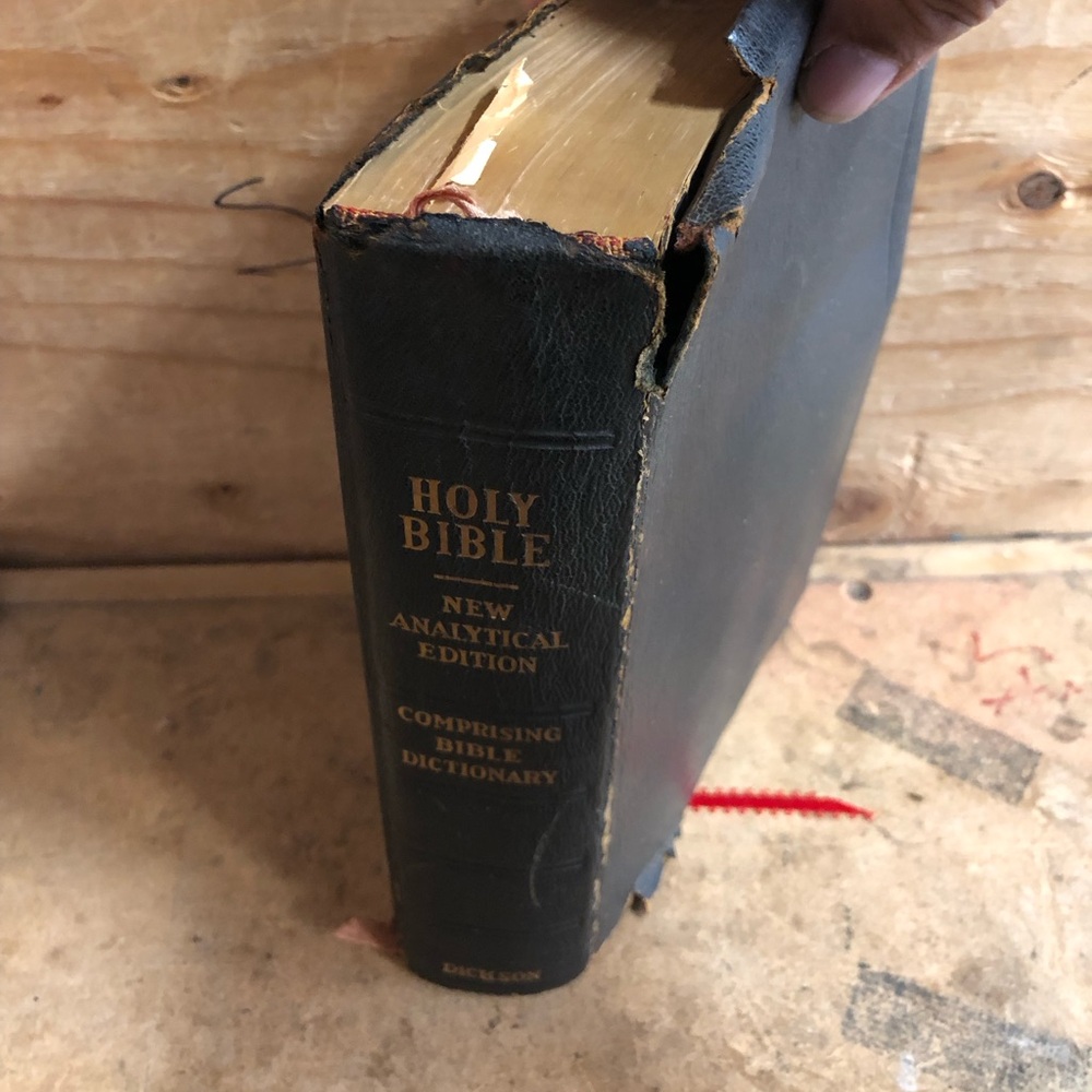 Holy Bible New Analytical Edition Black with Gold Gilded Edges 1941